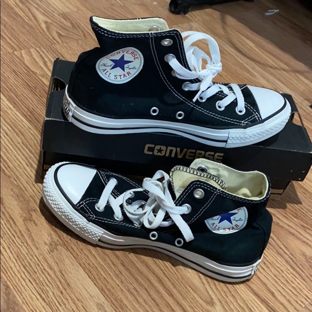 high top converse.